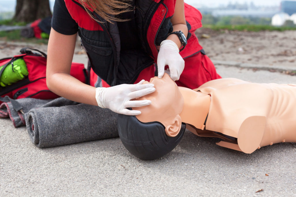 Level-2-Emergency-First-Aid-at-Work-1-day-course-1024x683